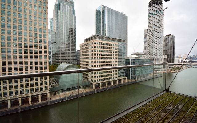 Canary Wharf - Corporate River View Apartments