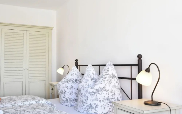 Quaint Apartment in Barth near Sea Beach