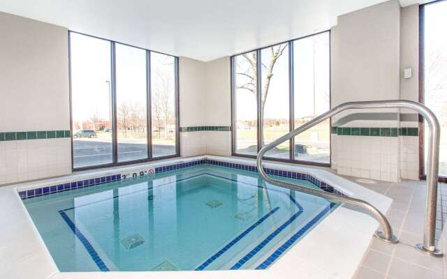 Wingate by Wyndham Chantilly / Dulles Airport