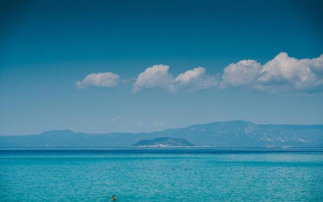 Dreamcatcher Luxury Villa, 1 min walk to beach