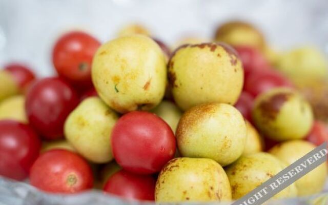 Hangzhou Yunrui@Hotel (Linping Yintai Department Store Pedestrian Street)