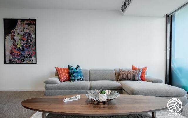 44 Melbourne One