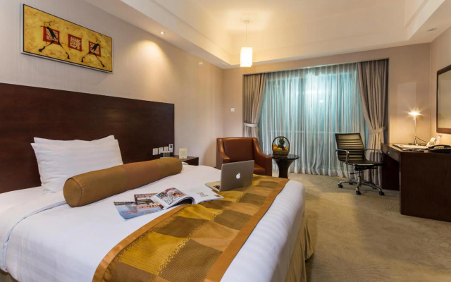Widus Hotel Clark