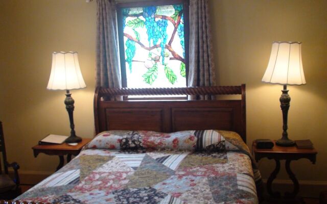 Barrington Manor Bed and Breakfast