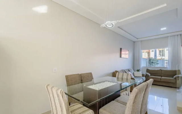 House With 2 Suites and Barbecue Lrm0226