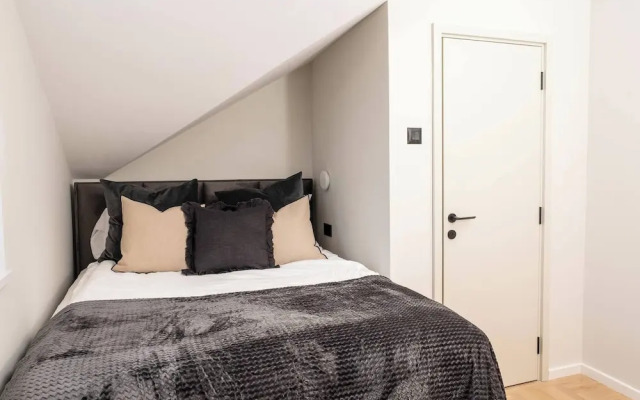 Residence Republic Square- Luxury at Top Location