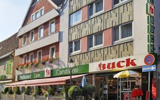 Hotel Buck