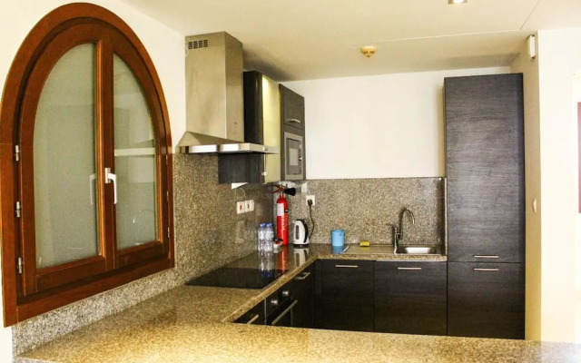 Coastal 2-bedroom Getaway