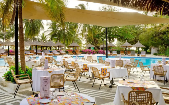 Royam Hotel