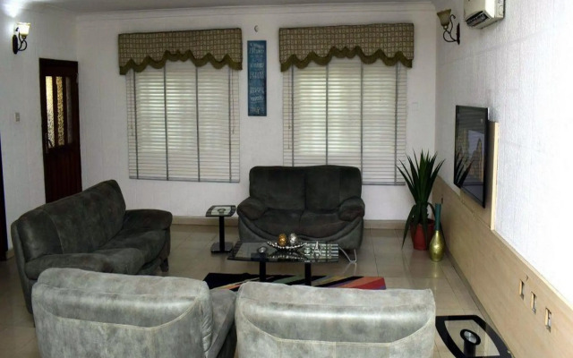 Davvy Hotels & Apartments