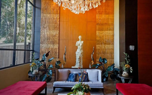 Venus Parkview Hotel