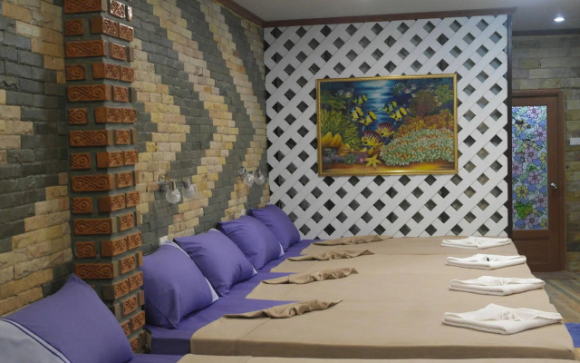 Phumthadarommanee Resort