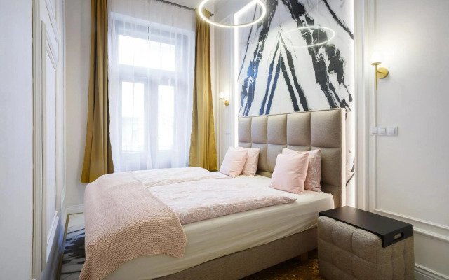 Palace Apartment by Main Station - Premier