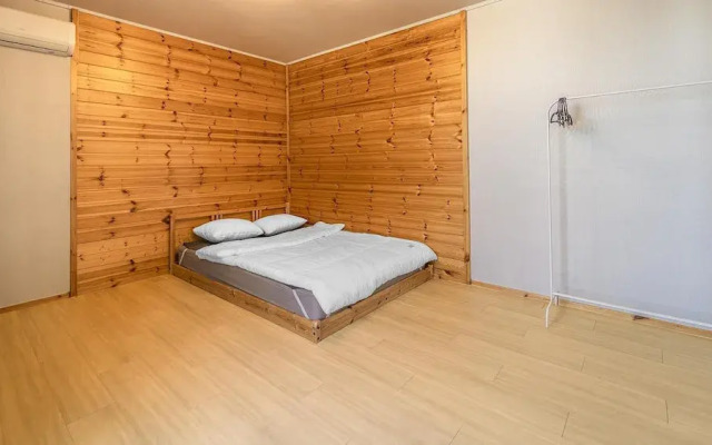 Gangneung Basecamp Pension