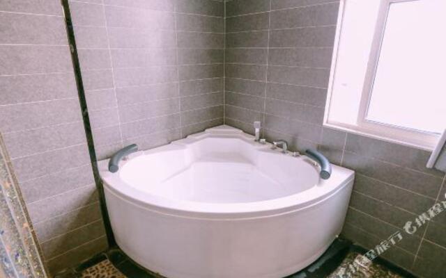 Jiaju Hotel (Ma'anshan An Gong Da Fuzhong Foreign Language School)