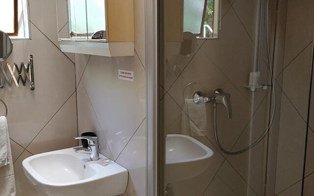 Maison Ambre Guesthouse