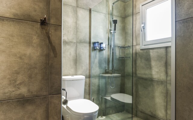 Levanco City Sea Business Suite