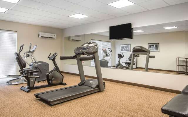 Sleep Inn & Suites