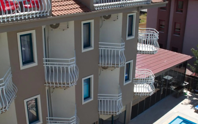 Remer Hotel