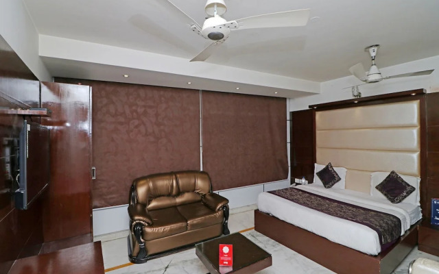 OYO 12982 Hotel Oris International