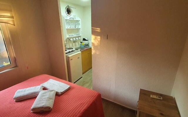 No:85 Konaklama Tesisi