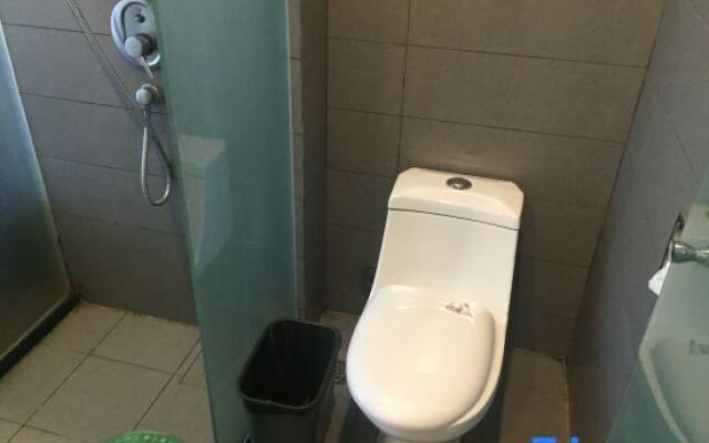 Rooftop 99 Express Hotel