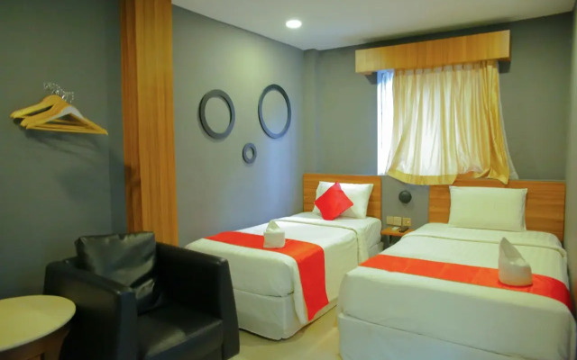 OYO 2097 Hotel Laksana Inn