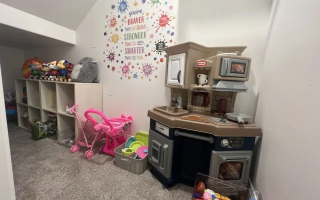 The Sunnyside Haven by RedAwning