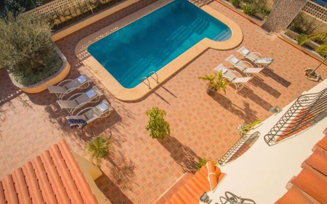 Villa Ebro - Plusholidays