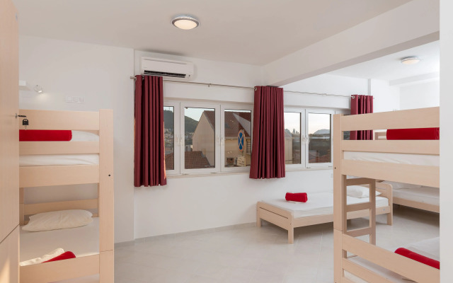 Hostel Free Bird - Adults Only