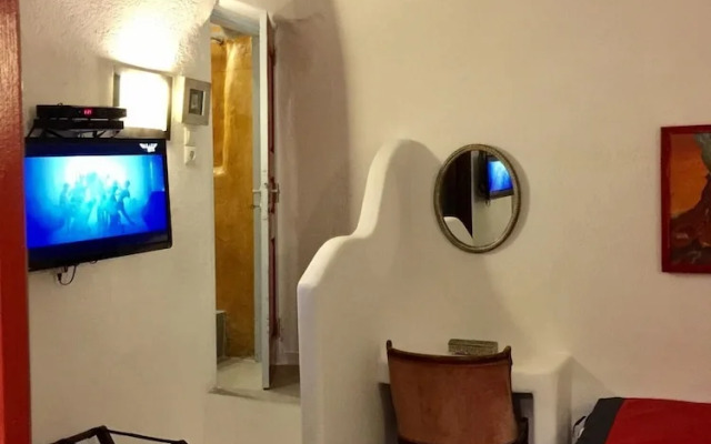 Timedrops Santorini Volcano Villa