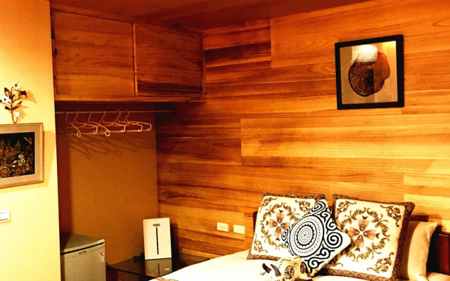 Qi Hua Zhen Ju Homestay