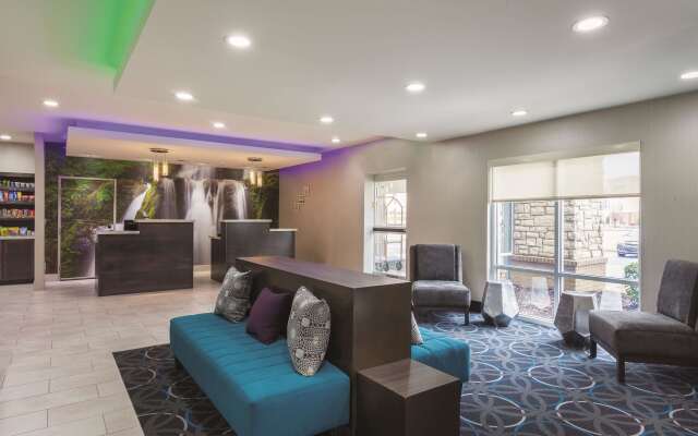 La Quinta Inn & Suites by Wyndham Hopkinsville