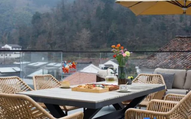 Floral Hotel·Xiyue Xiangzili Homestay (Roushen Baodian) – Outside – Chizhou