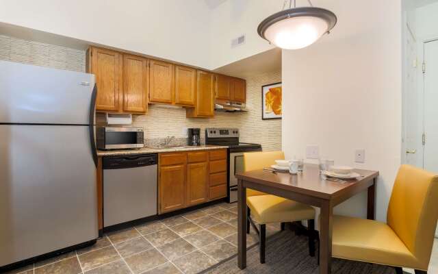 Hawthorn Suites by Wyndham Tinton Falls
