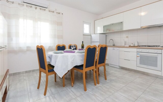 Awesome Home in Zadar With 3 Bedrooms and Wifi