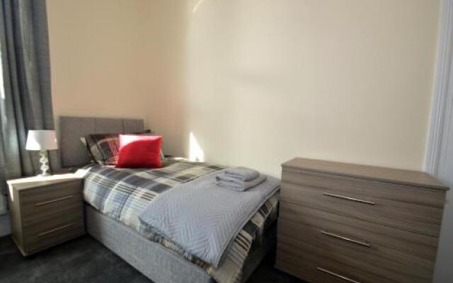 Hyde Park Apartment