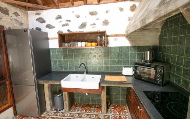 Casa 1820 by Rural La Palma