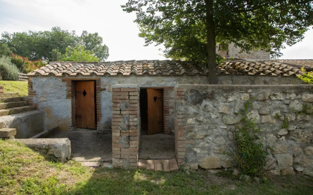 Casale in Teverina
