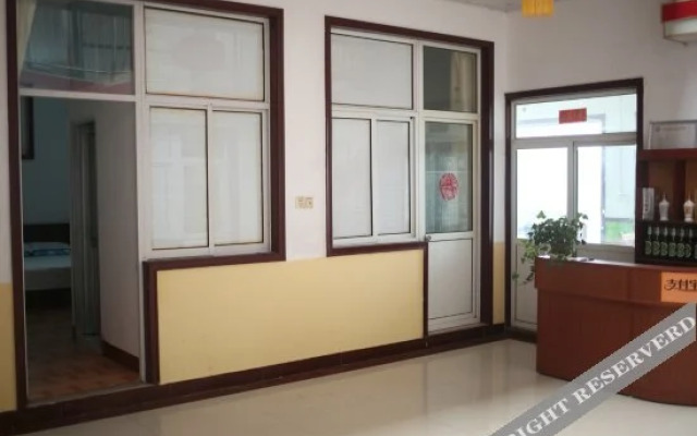 Yunhai Yujia Hostel