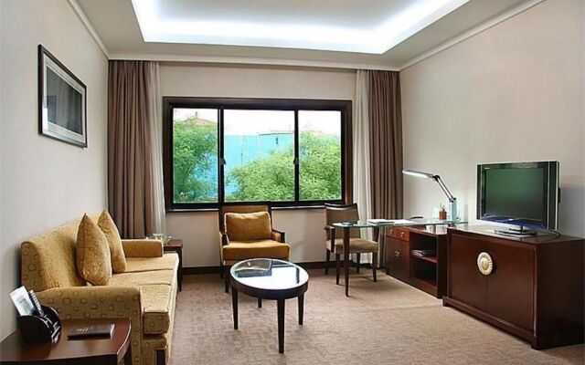 Jinan Shungeng Hillview Hotel