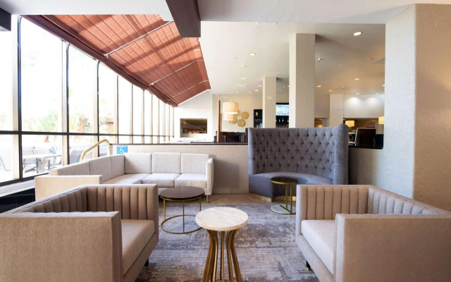 DoubleTree by Hilton Tucson - Reid Park