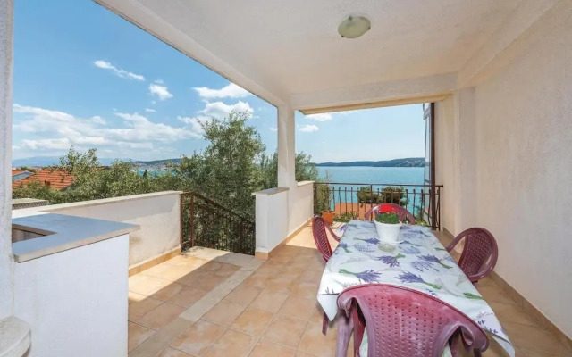 Beautiful Apartment in Seget Donji With 1 Bedrooms and Wifi