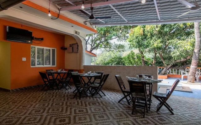 OYO 10039 Nisu Beach Hotel