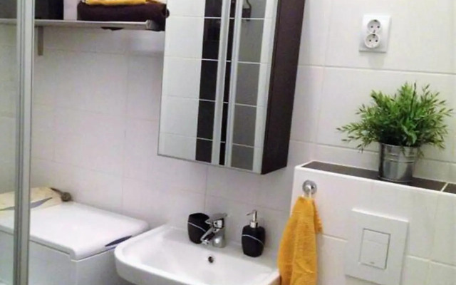 Trendy & Cozy Apartment at Heroes' Square