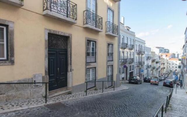 The Lisbon Flat GraCa