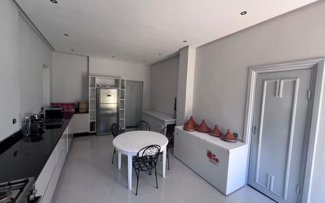 Charming 14-bed Villa in Marrakech