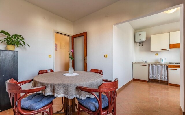 Amazing Home in Medulin With 7 Bedrooms and Wifi