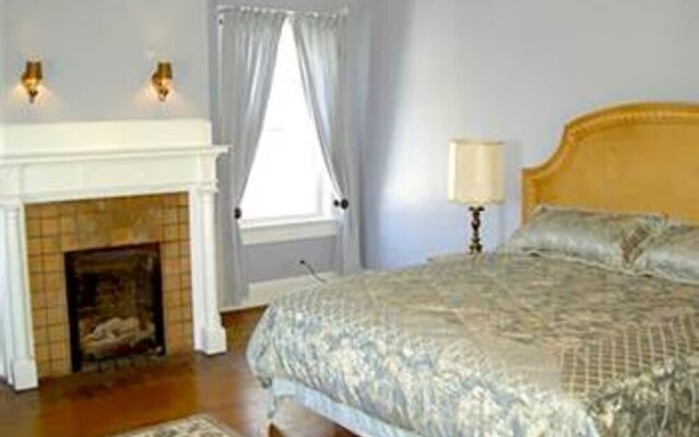 Simply Divine Bed & Breakfast