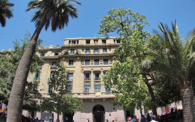Plaza de Armas Hostel